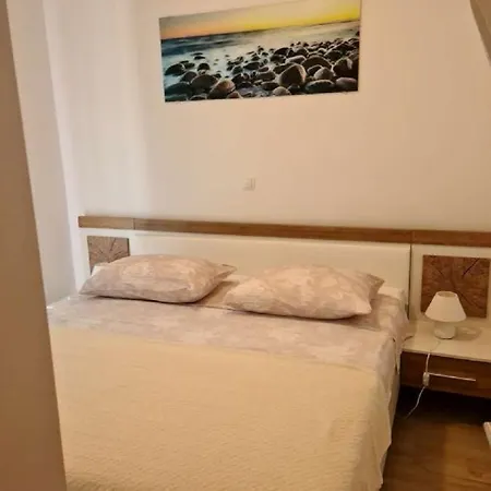 Ivica - 100m From The Sea Veliki Drvenik