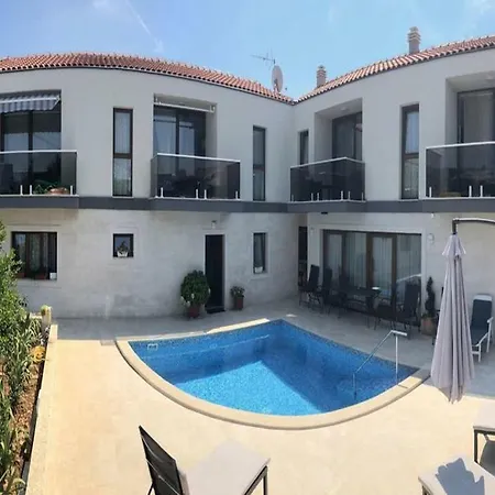Apartmán Ivica - 100m From The Sea